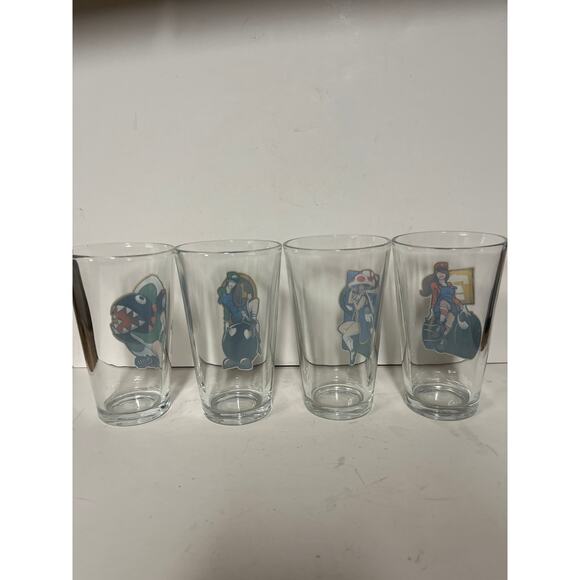 Super Mario Bros Gender Swap Glass Set - ThinkGeek - Picture 4 of 5